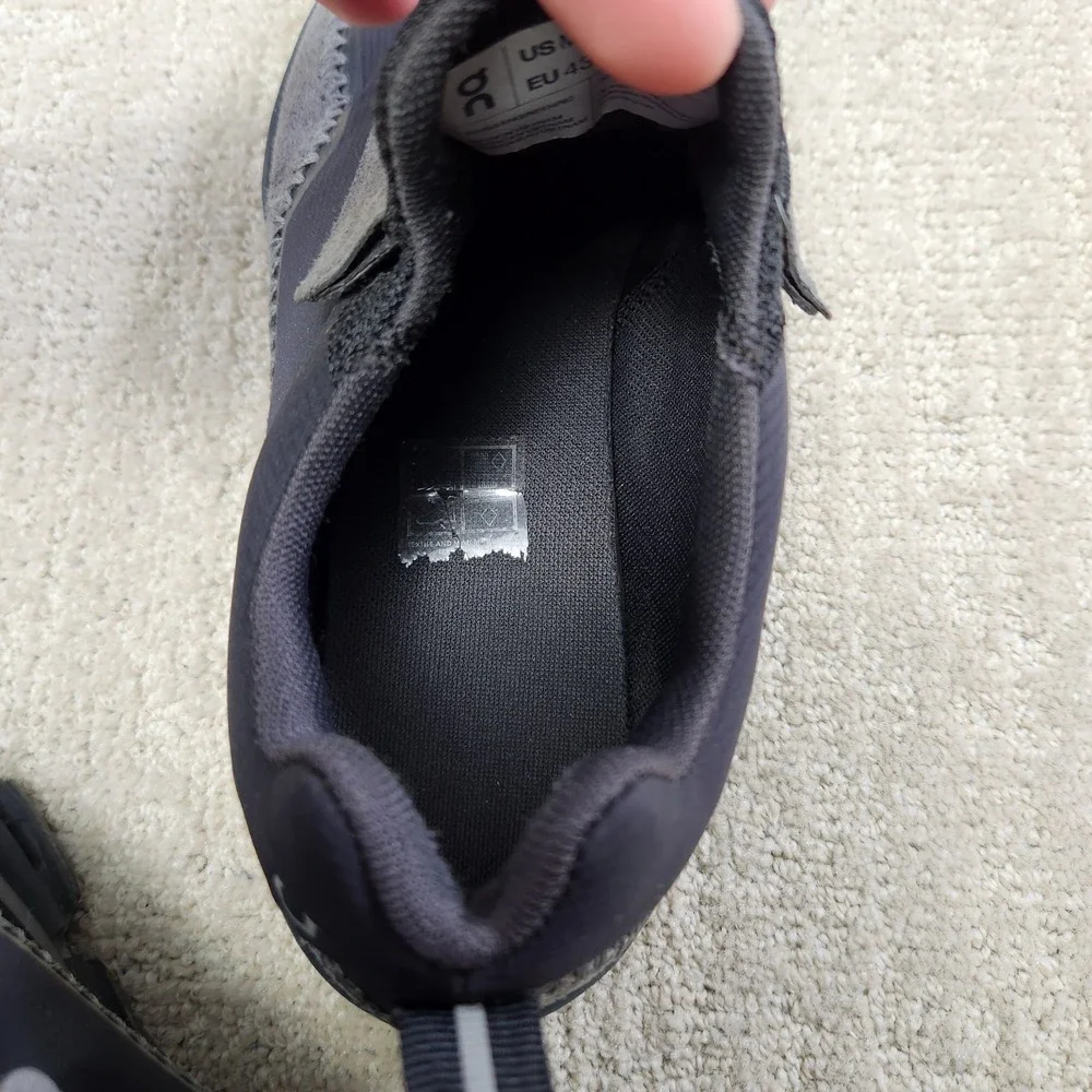On Cloud Cloudaway Shoes Men 9.5 Black Gray Running Athletic 4999134 Waterproof‎